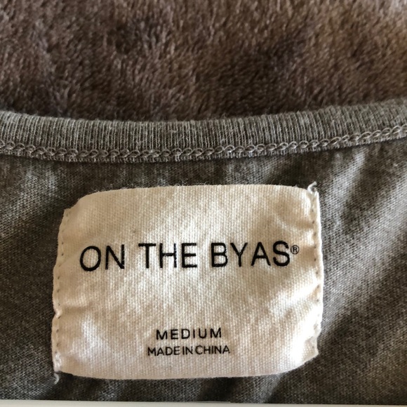 On the Bias, gray tank top, size M, - Picture 3 of 4